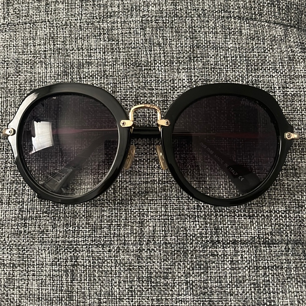 miu miu Sunglasses